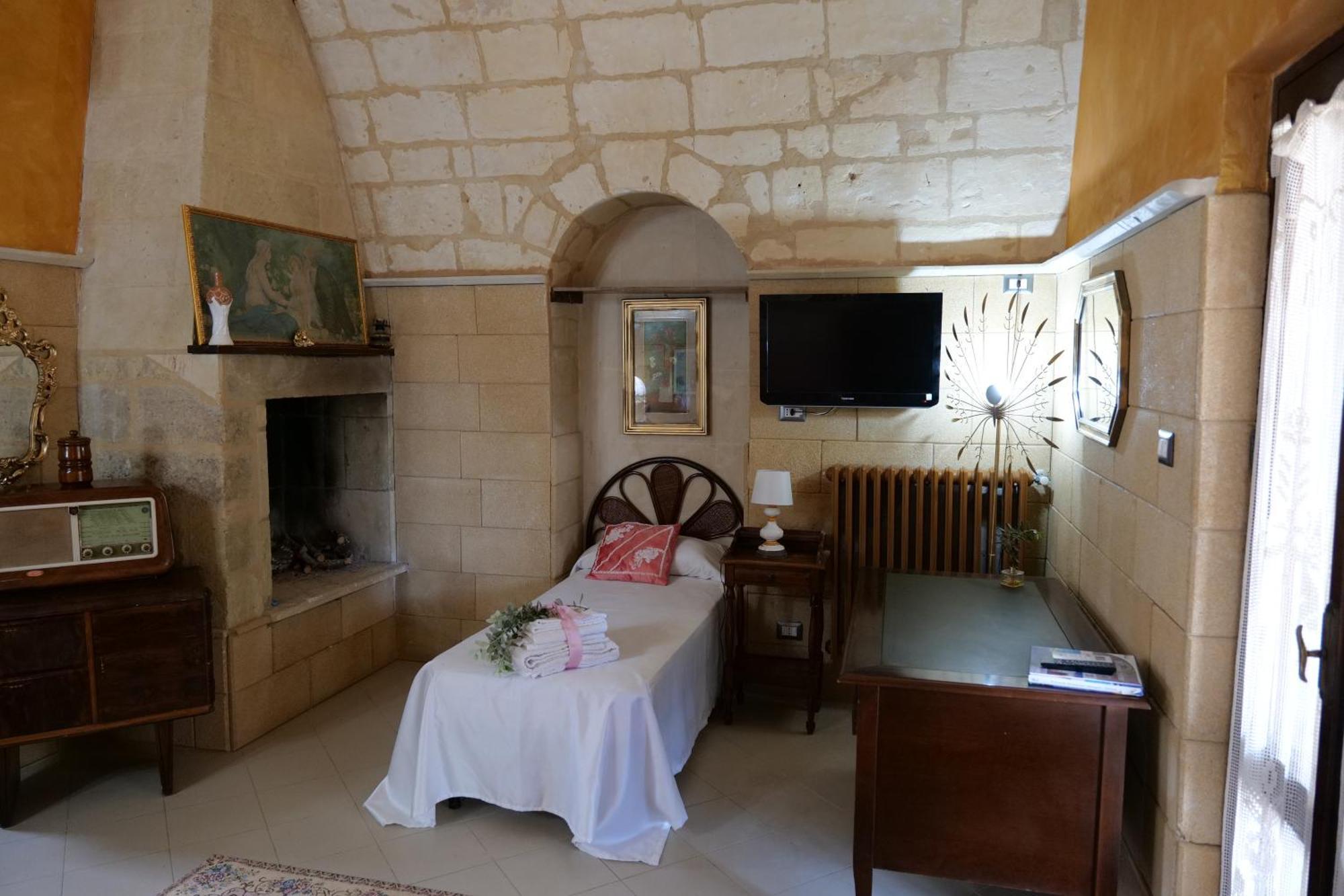 Torre Pinta Masseria Medioevale Otranto Eksteriør billede